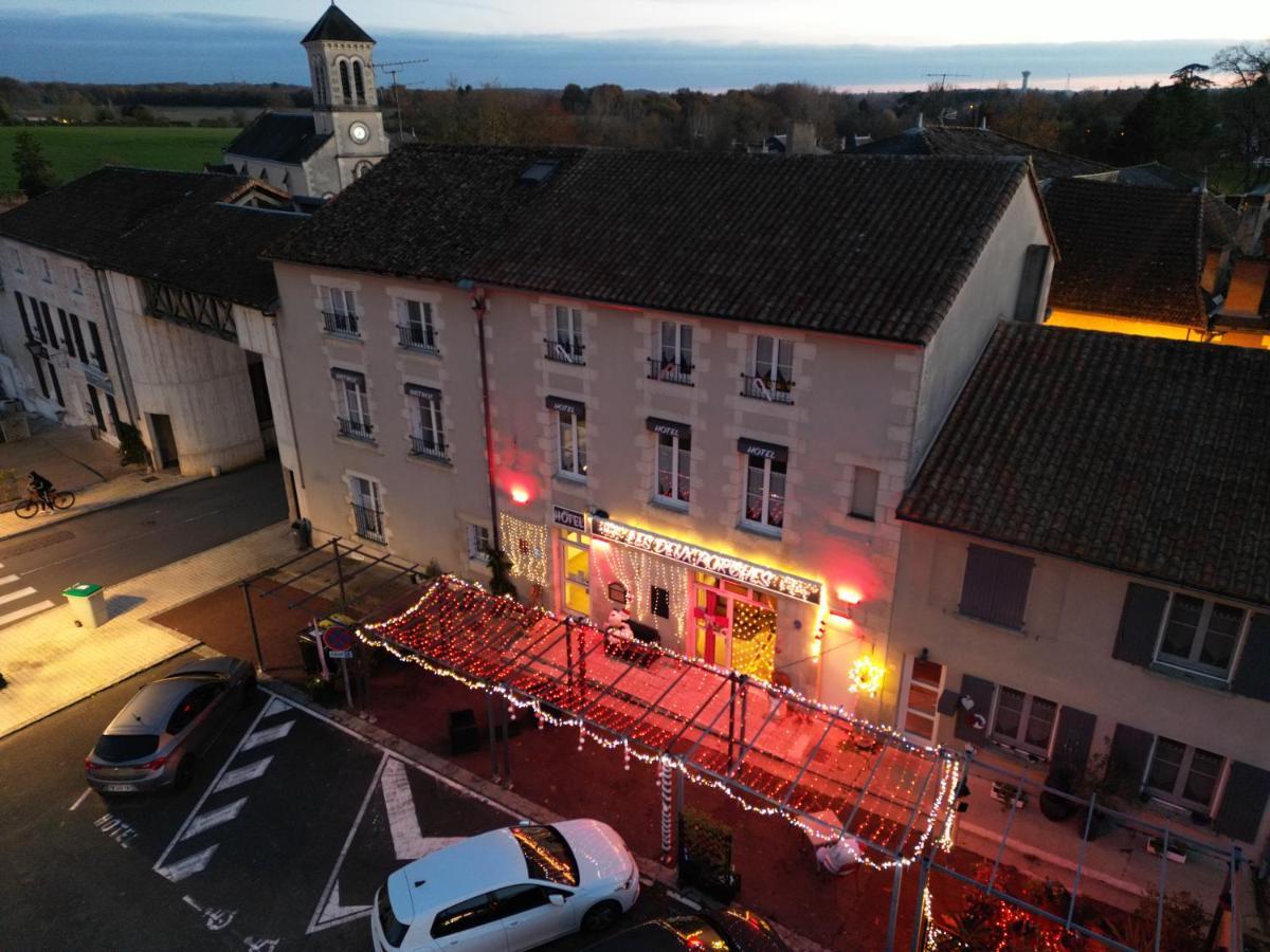 Hotel Les Deux Porches Verrieres  Exterior photo